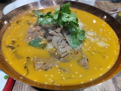 -香山湖家家宴(中山陵店)
