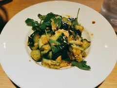 -关东小磨东北菜(上海长风大悦城店)