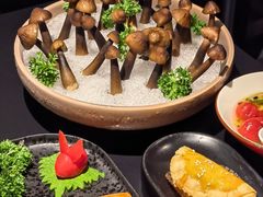 -鲜入唯煮·港式海鲜牛肉火锅(金宝街店)