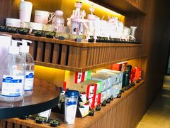 -星巴克(杭州湖滨银泰E区店)