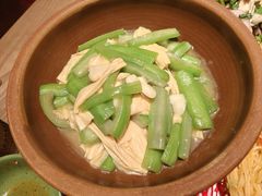 -耶里夏丽·丝路国际·新疆餐厅(浦东区东方路店)