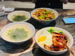 辣椒炒肉饭-熊猫精酿啤酒厨房(中骏世界城店)
