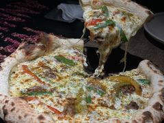 辣味牛肉披萨-九月里.自由花园餐厅