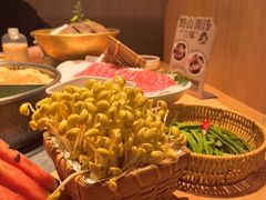 -巴奴毛肚火锅(七宝领展广场店)