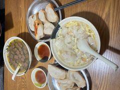 -黄阿姨锅贴大王(万航渡路店)