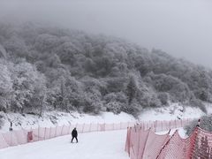 -鳌山滑雪度假区
