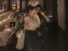 -穹六人间 people 6(岳阳路店)