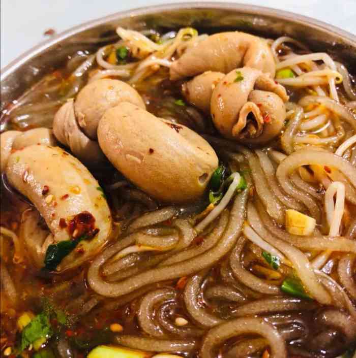 肖记冒节子肥肠粉-"超级好吃 太想念了 老板多久开门啊555.