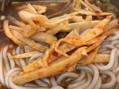 -卓雅桂林米粉