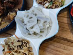 凉菜三拼-食鸡公社辣子鸡·潍坊菜·烧烤