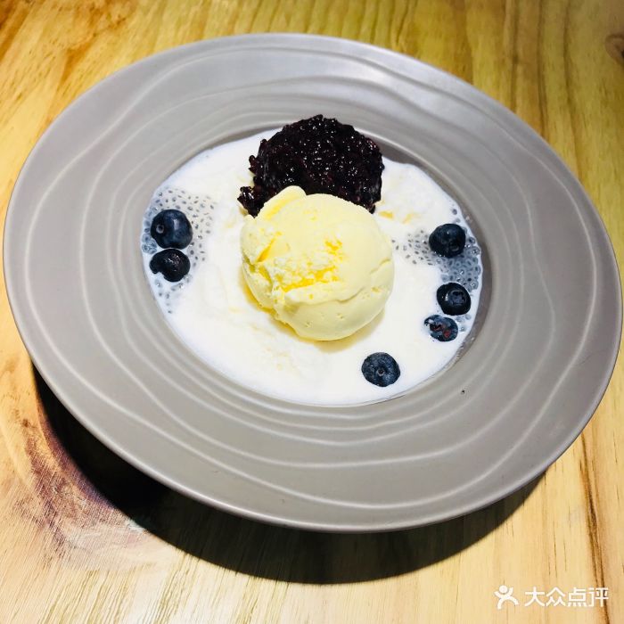 牛奶小姐(第一八佰伴店)雪顶星空蓝莓图片 - 第1390张