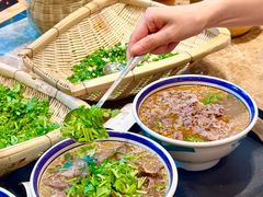 -云阿蛮云南生烫牛肉米线(奉贤路店)