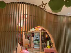 -水桶王国主题餐厅·聚会·生日派对·亲子活动·家庭套餐(亚龙湾希尔顿店)