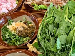 -毛辣果·贵州红酸汤牛肉火锅(西单店)