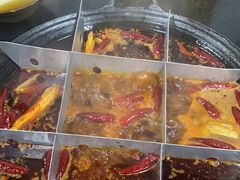 九宫格全红汤锅-谭记重庆老火锅(总店)