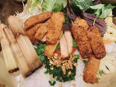 -大头虾越式风味餐厅(光明广场店)