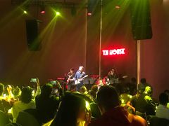 -TZ House音乐现场(来福士中心店)