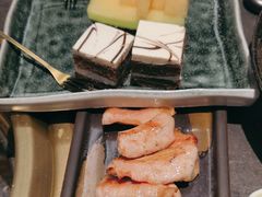 -铭牛烧肉·和牛海鲜自助(高新月牙湖店)