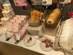 -好利来(东四店)