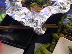-何师烧烤·香辣蟹·川菜·30年老品牌(太古里旗舰店)