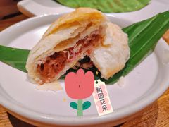 玫瑰鲜花饼-云海肴·汽锅鸡·云南代表菜(美罗城店)