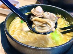 -灵芝妹子海鲜米线(劳动公园店)