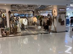 -广州壹马服装广场