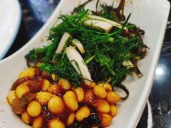 -鸿一顺多层肉饼传统菜(新华小区店)