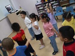 -瑞思少儿中心·少儿英语素养启蒙(回龙观校区)