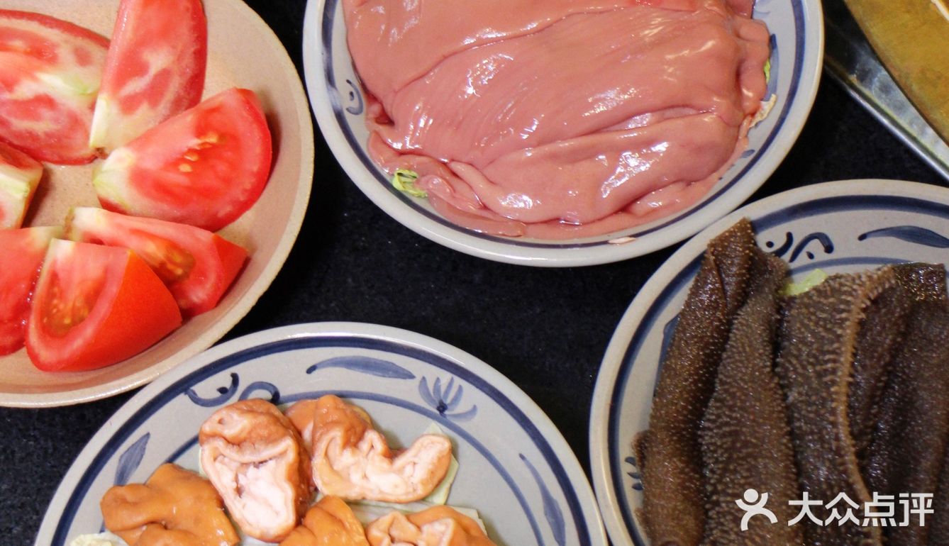 网红奔驰锅🍲一锅三种口味，太安逸了！