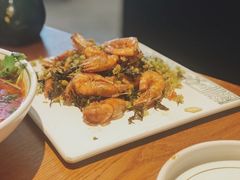 普洱茶香酥虾-云海肴·汽锅鸡·云南菜(苏州中心店)