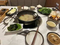-汤宴·参须肚包鸡(南京路店)
