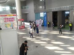 -上海跨国采购会展中心