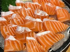 三文鱼鱼腩刺身-万岁寿司(万国店)