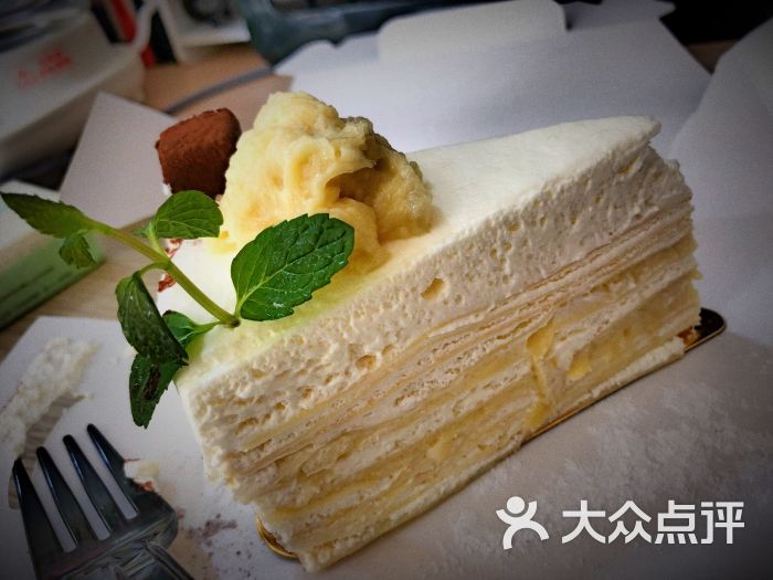 泰相·新派泰国菜·甜品(万象汇店)鲜榴莲千层蛋糕图片 - 第1张