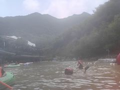 -虎啸峡漂流
