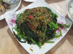 剁椒藤菜-洪霞餐馆