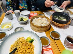 -馋三尺蟹粉小笼(人民广场店)