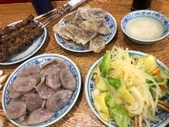 老北京炸灌肠-门框胡同百年卤煮(新街口店)