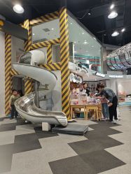 -MINI MARS 脚下的城市乐园·餐饮·派对(静安江宁店)