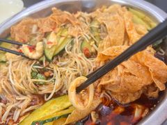 -周良天山牛杂城(天山路总店)