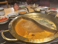 -顶顶汤火牛排火锅·经典铜锅涮肉