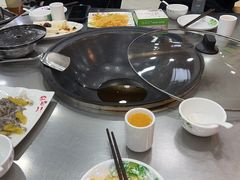 -屯老二农家铁锅炖·行业领军者(梅江店)