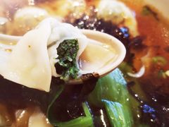 上海荠菜肉馄饨-玖鲜小笼(中山广场店)