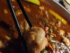 -虾弄弄海派小龙虾·牛羊蝎子火锅