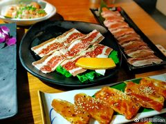 -山居屋炭火烧肉(厚街万达店)