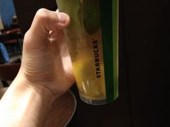 -星巴克臻选(南京金茂览秀城店)
