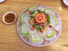-J Daeng Seafood