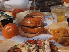 -LESCEDARS Brasserie Bistro香柏树