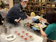 -万达瑞华酒店美食汇自助餐厅(楚河汉街店)